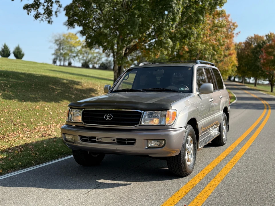 2001 Toyota J70 Land Cruiser - Image 25 of 31