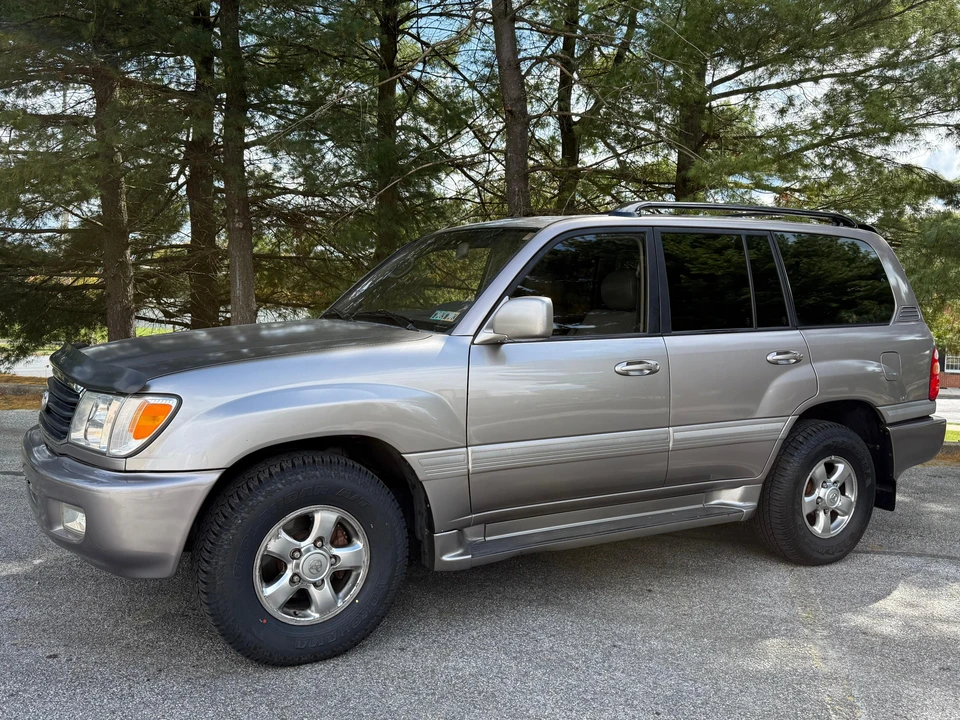 2001 Toyota J70 Land Cruiser - Image 9 of 31