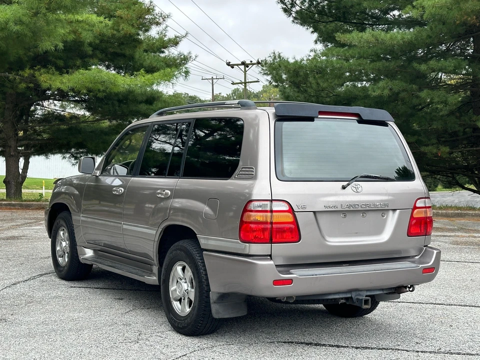2001 Toyota J70 Land Cruiser - Image 16 of 31
