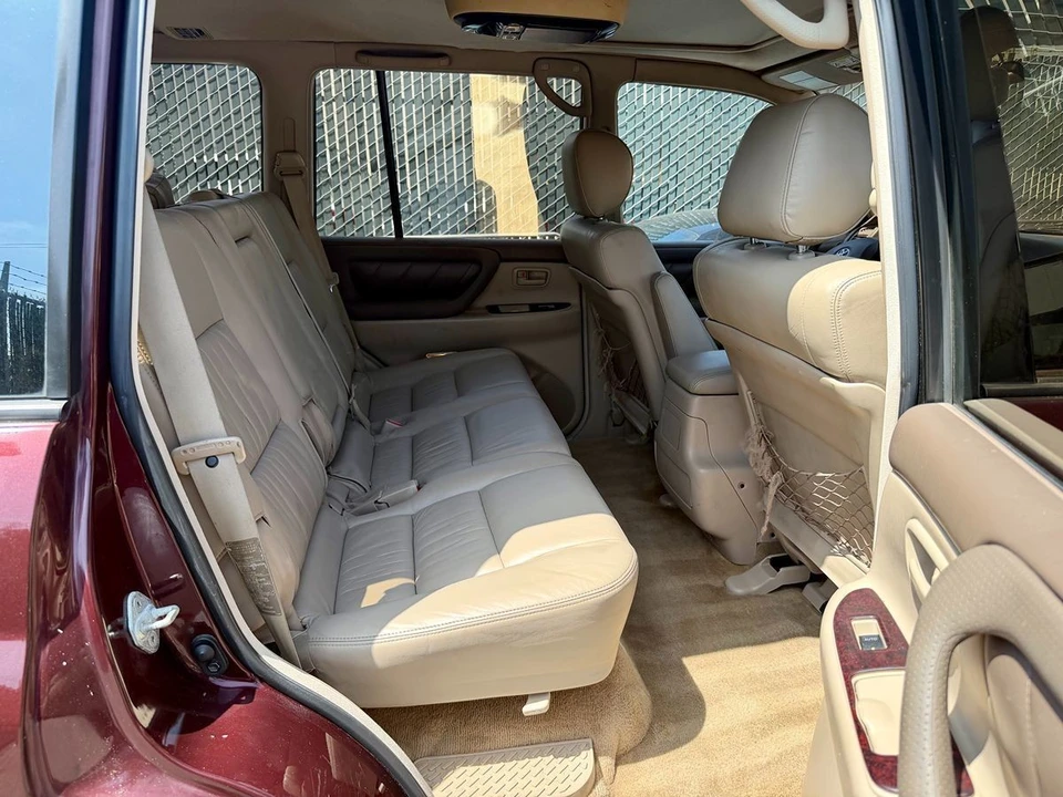 2001 Toyota J100 Land Cruiser - Image 13 of 31