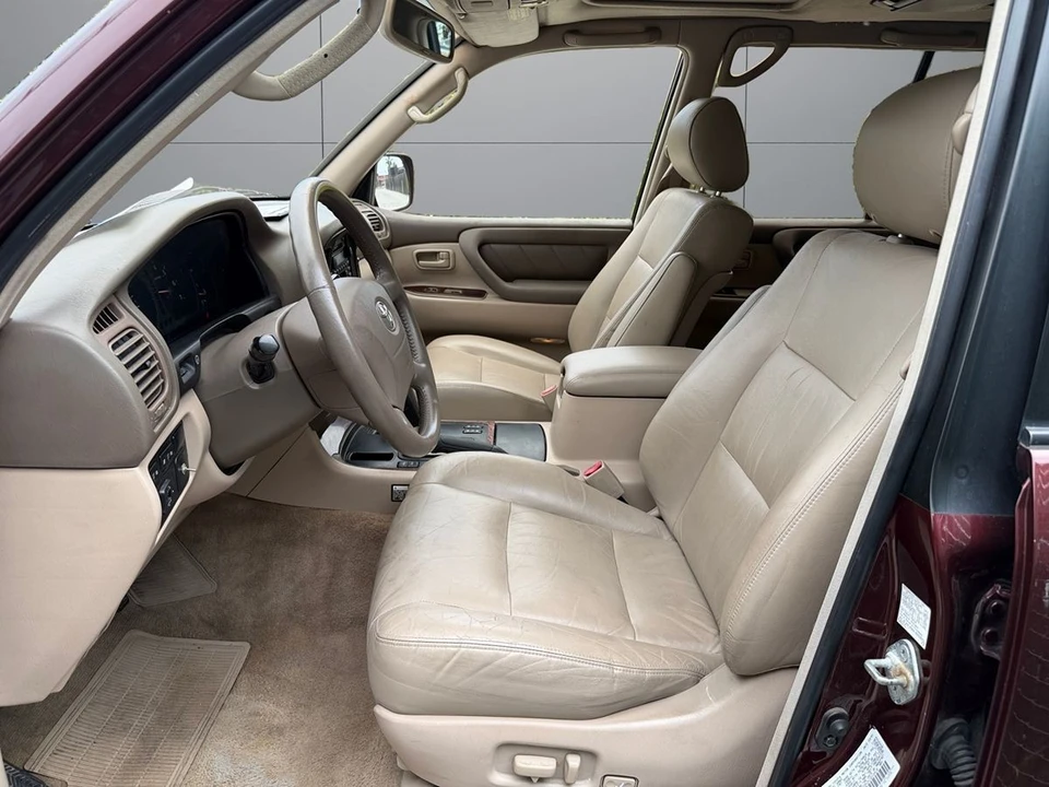 2001 Toyota J100 Land Cruiser - Image 17 of 31