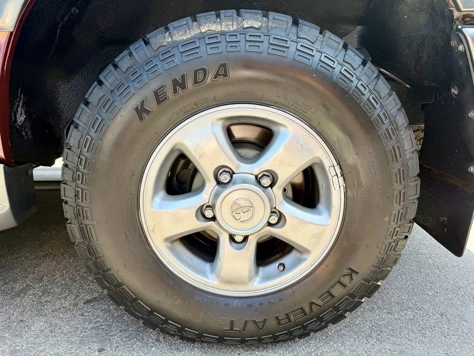 2001 Toyota J100 Land Cruiser - Image 23 of 31
