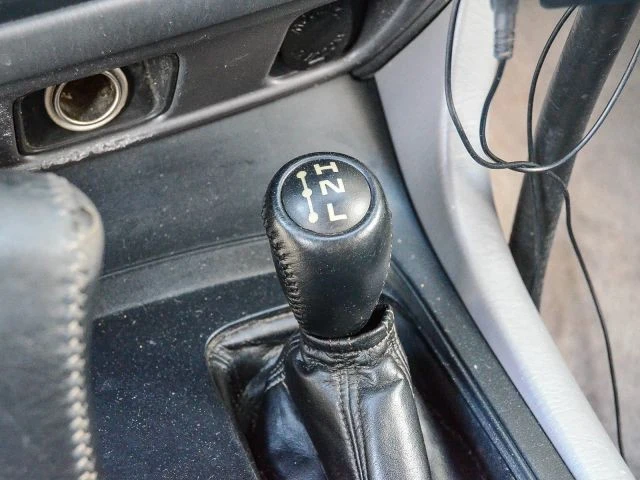 2001 Toyota J100 Land Cruiser - Image 29 of 31