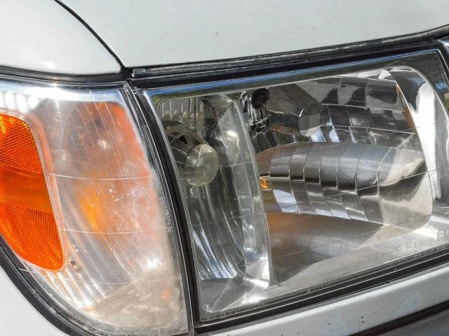 2001 Toyota J100 Land Cruiser - Image 10 of 31