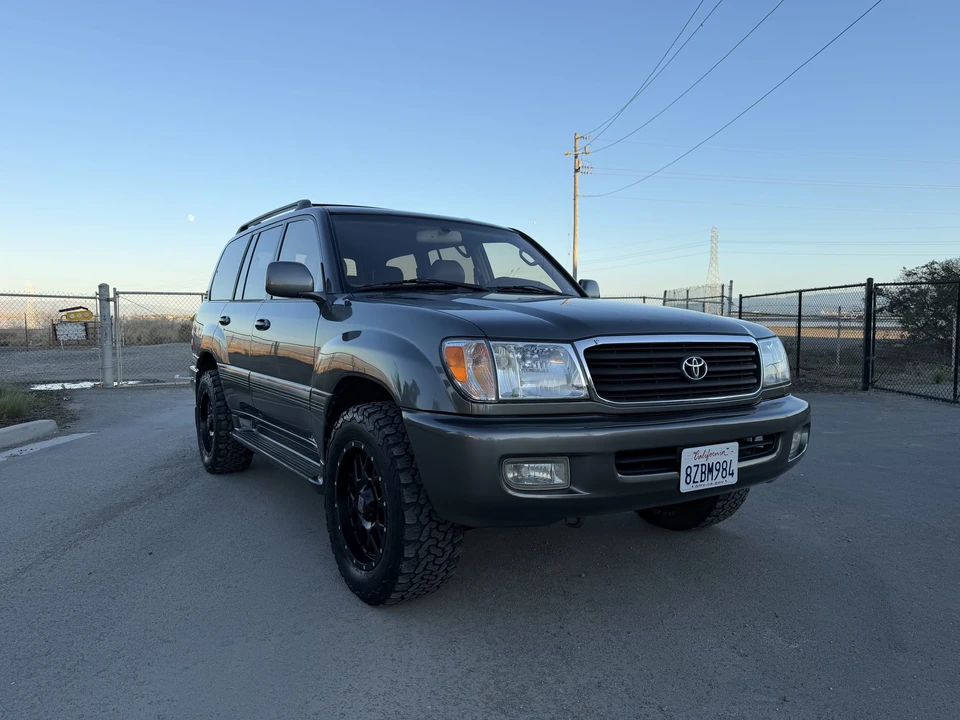 2001 Toyota J100 Land Cruiser - Image 4 of 31