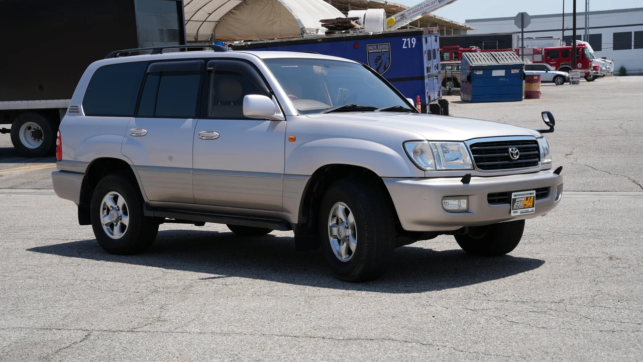 2001 Toyota J100 Land Cruiser - Image 26 of 31