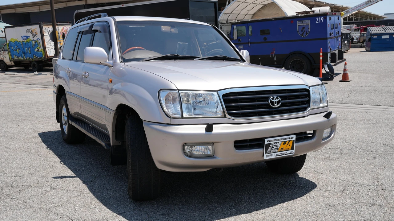 2001 Toyota J100 Land Cruiser - Image 29 of 31