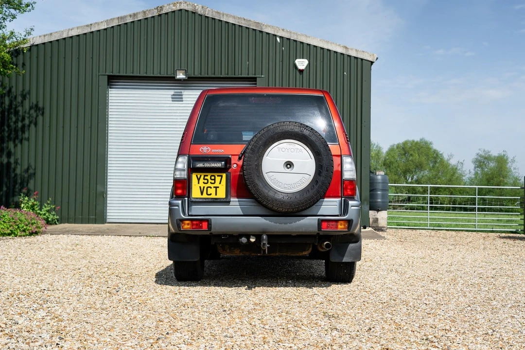 2001 Toyota J90 Land Cruiser Prado - Image 7 of 30