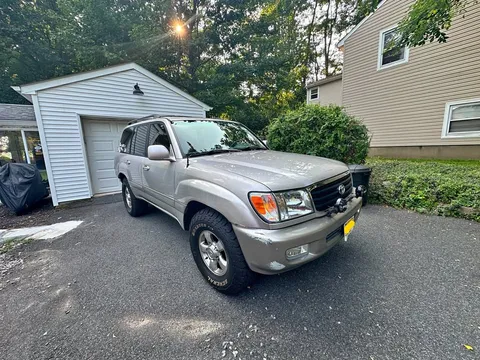 2001 Toyota Land Cruiser Sport Utility 4D