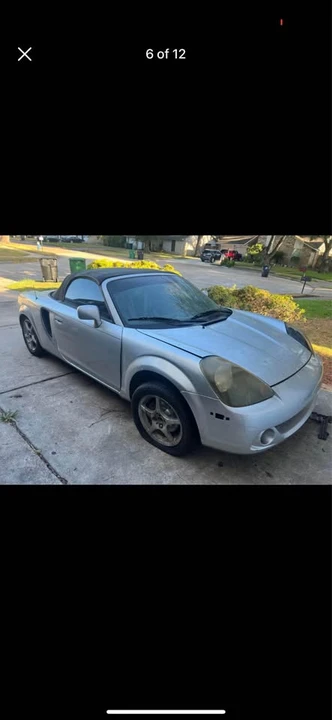 2001 Toyota MR2 Spyder/MR-S - Image 9 of 10