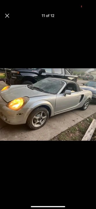 2001 Toyota MR2 Spyder/MR-S - Image 3 of 10