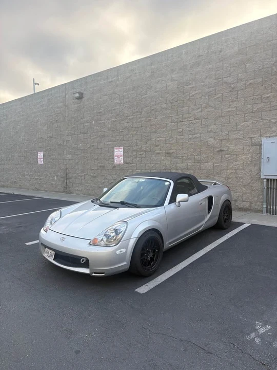 2001 Toyota MR2 Spyder/MR-S - Image 7 of 8