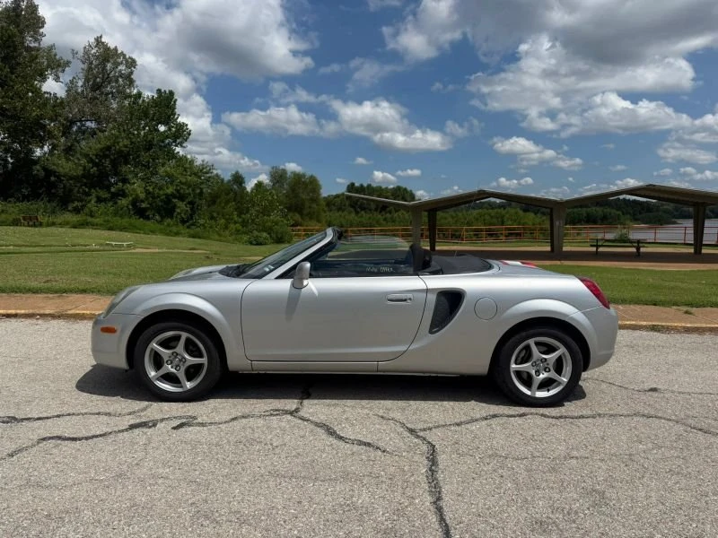 2001 Toyota MR2 Spyder/MR-S - Image 9 of 14
