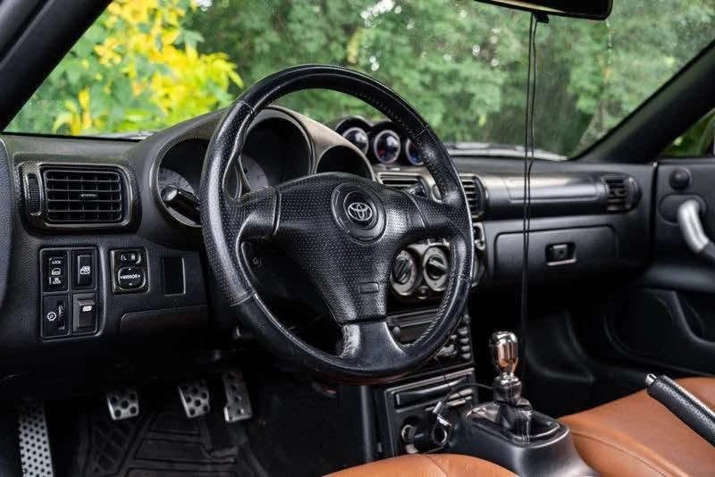 2001 Toyota MR2 Spyder/MR-S - Image 8 of 13