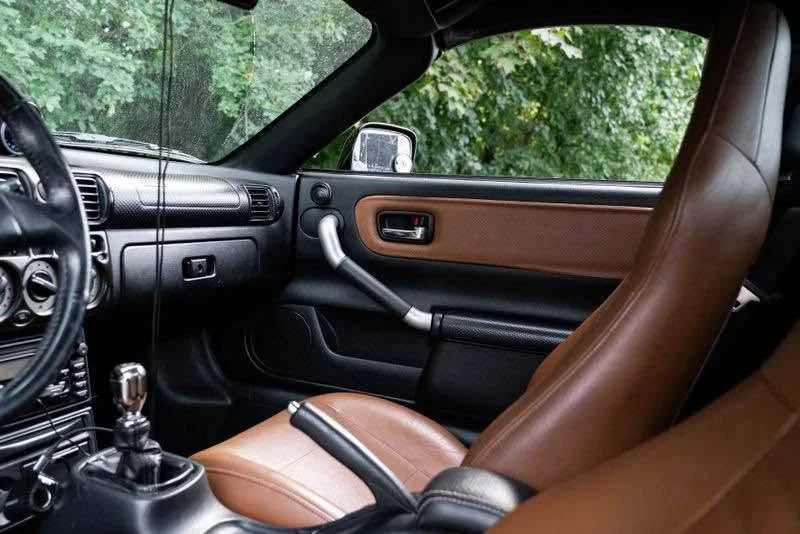 2001 Toyota MR2 Spyder/MR-S - Image 13 of 13