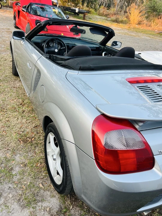 2001 Toyota MR2 Spyder/MR-S - Image 19 of 21