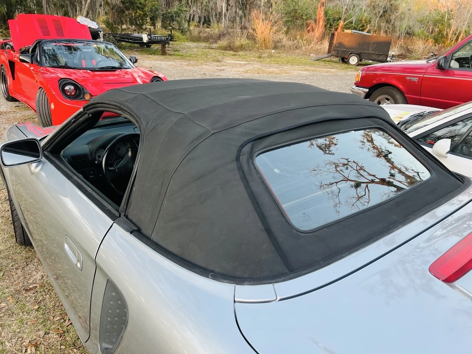 2001 Toyota MR2 Spyder/MR-S - Image 20 of 21