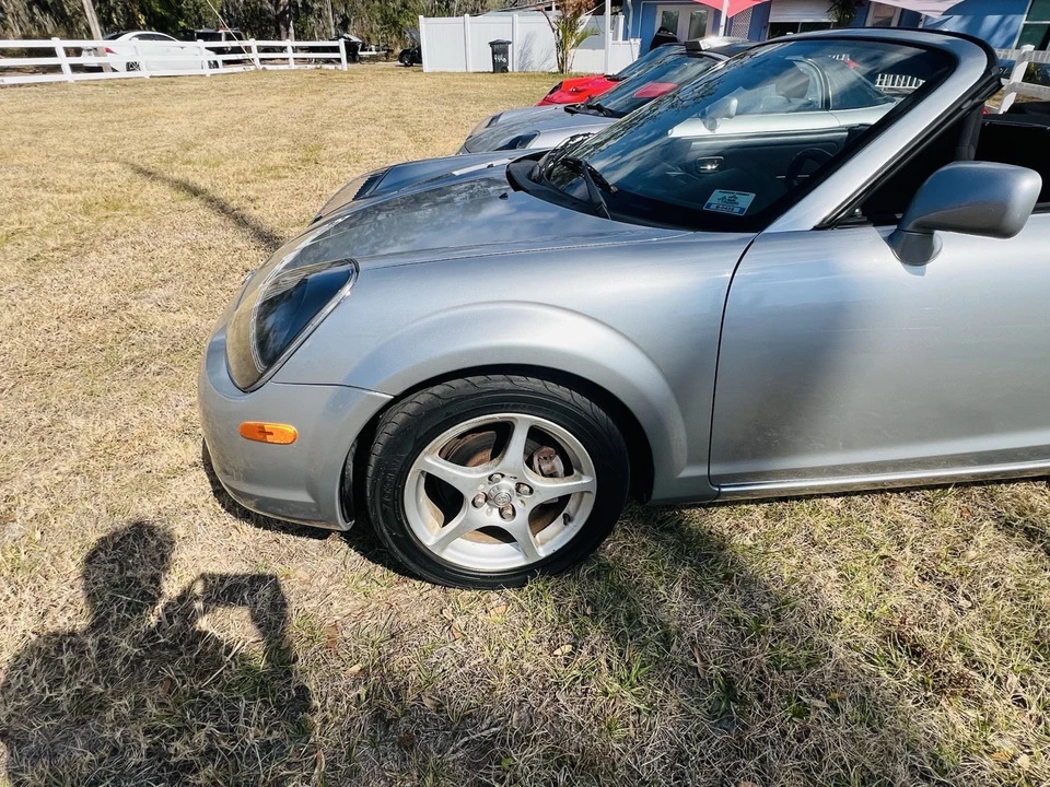 2001 Toyota MR2 Spyder/MR-S - Image 14 of 21