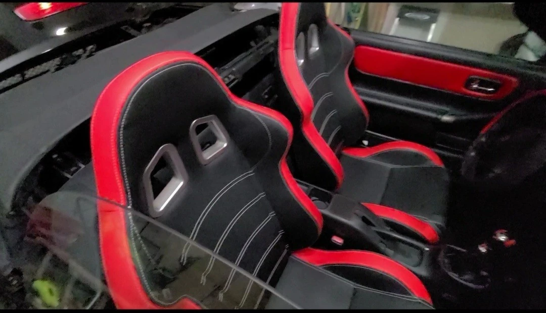 2001 Toyota MR2 Spyder/MR-S - Image 13 of 14