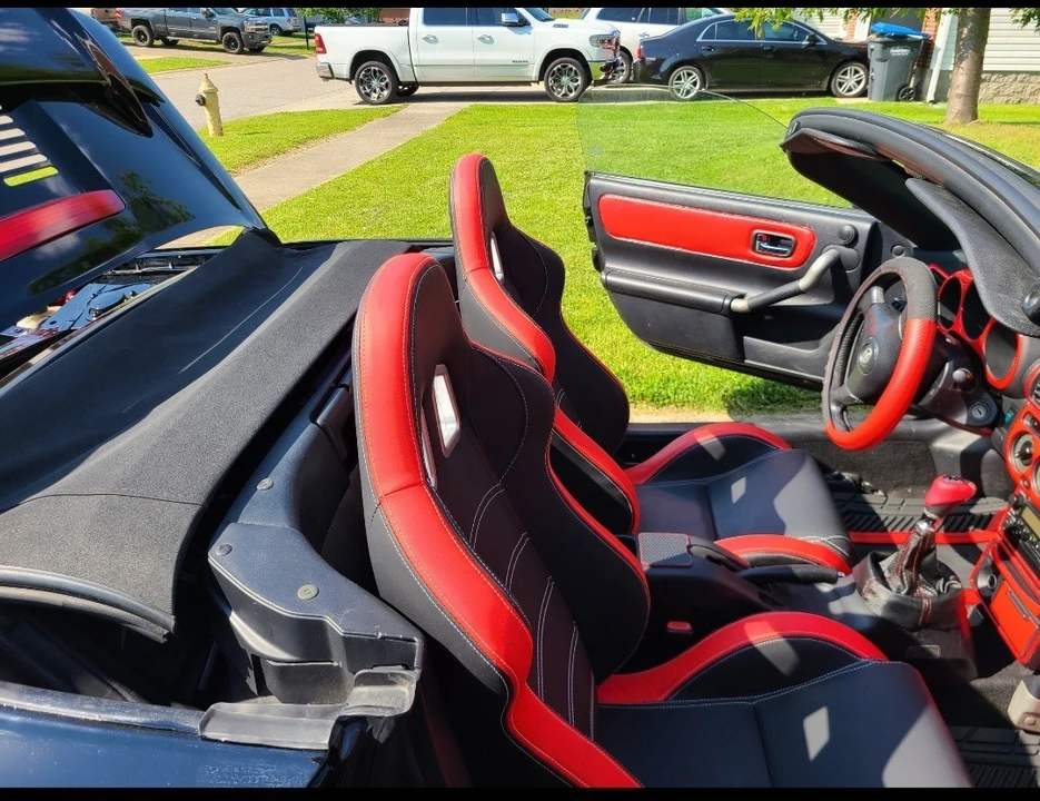 2001 Toyota MR2 Spyder/MR-S - Image 3 of 14