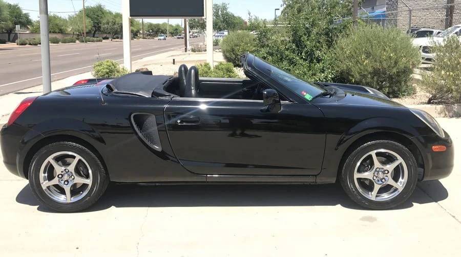 2001 Toyota MR2 Spyder/MR-S - Image 2 of 5