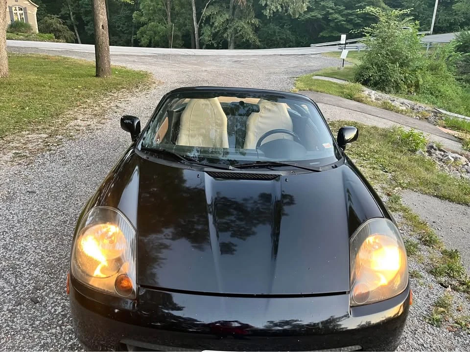 2001 Toyota MR2 Spyder/MR-S - Image 3 of 5