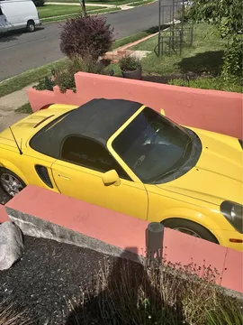 2001 Toyota MR2 Spyder
