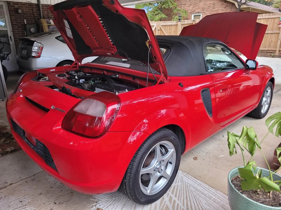 2001 Toyota MR2 Spyder/MR-S - Image 3 of 10