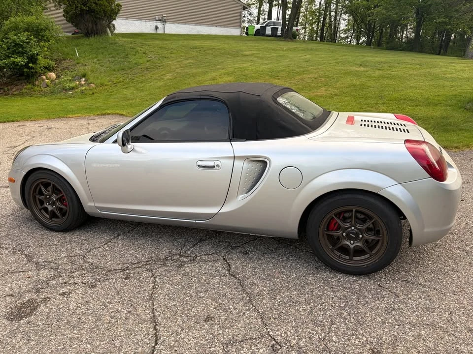 2001 Toyota MR2 Spyder/MR-S - Image 7 of 14