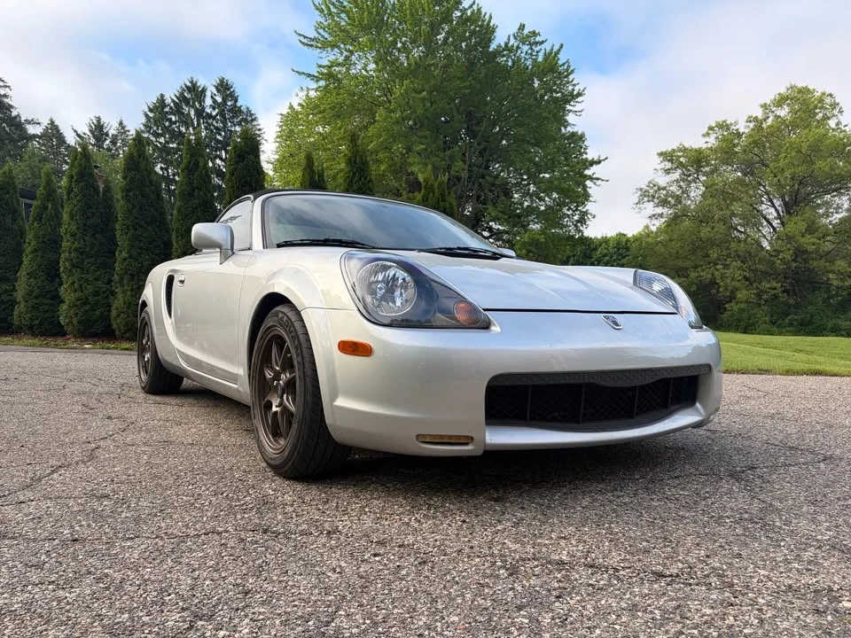 2001 Toyota MR2 Spyder/MR-S - Image 3 of 14