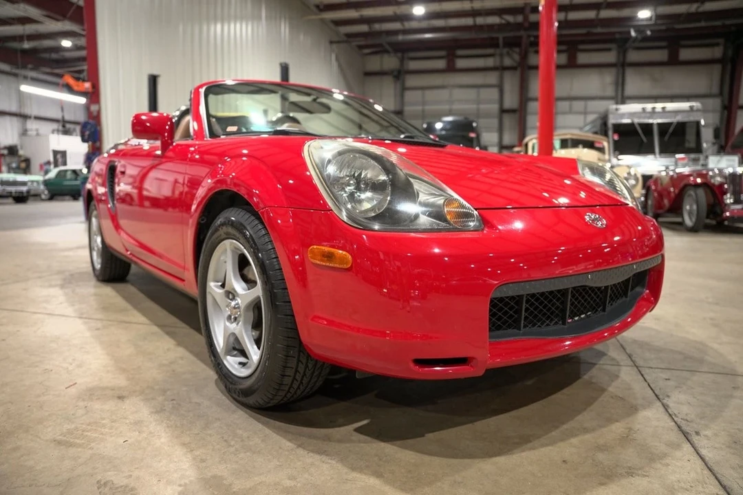 2001 Toyota MR2 Spyder/MR-S - Image 12 of 12