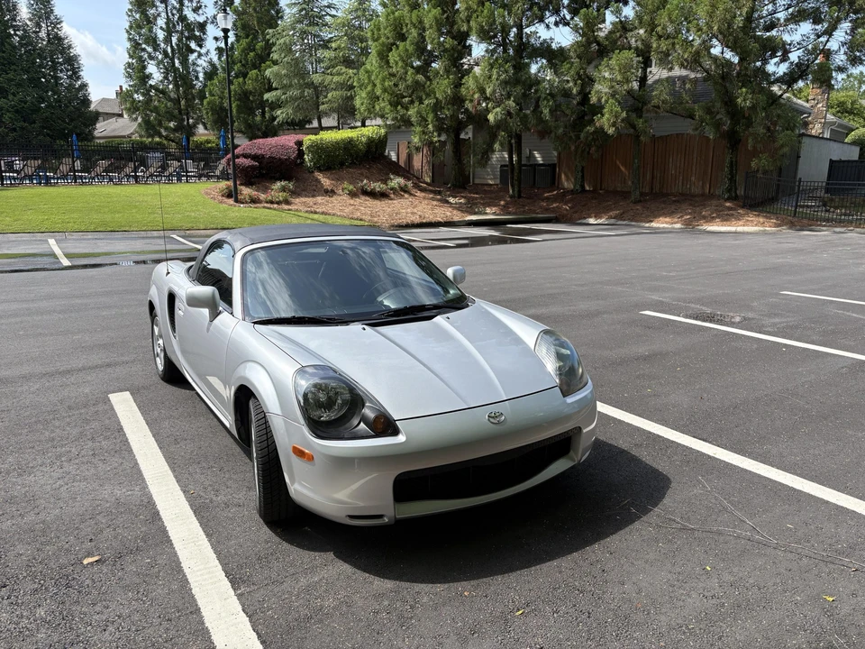 2001 Toyota MR2 Spyder/MR-S - Image 10 of 31