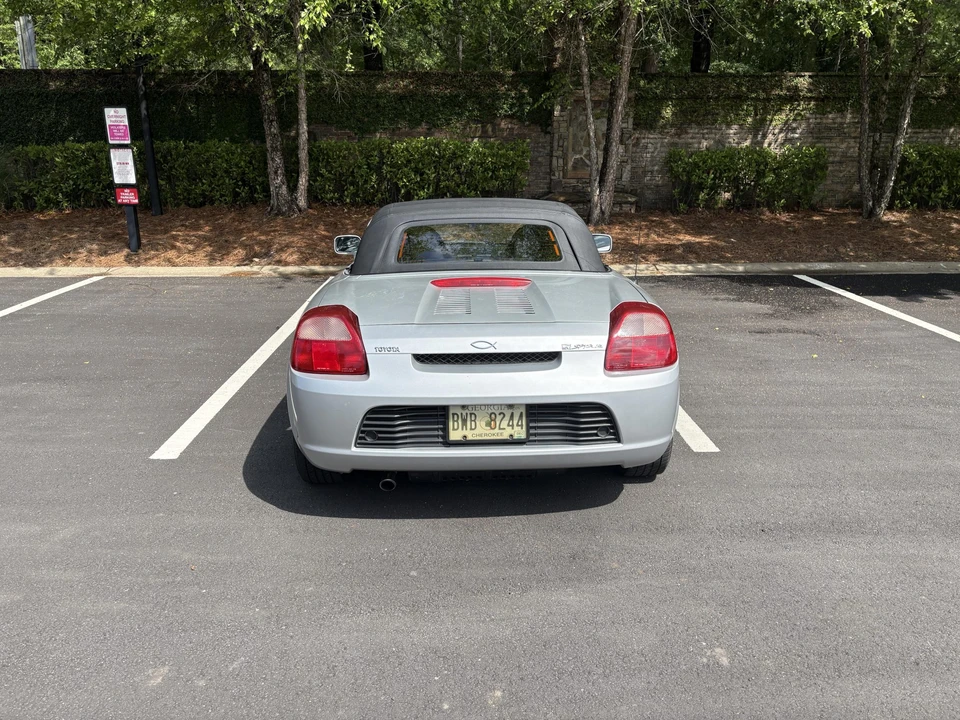 2001 Toyota MR2 Spyder/MR-S - Image 18 of 31