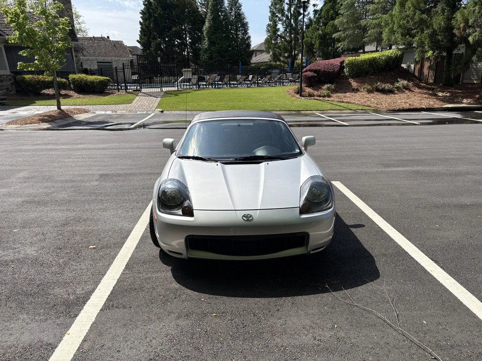 2001 Toyota MR2 Spyder/MR-S - Image 11 of 31
