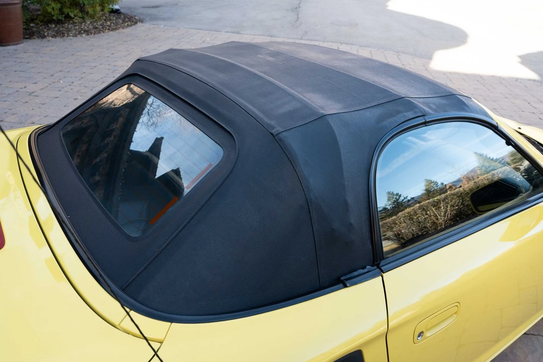 2001 Toyota MR2 Spyder/MR-S - Image 24 of 31