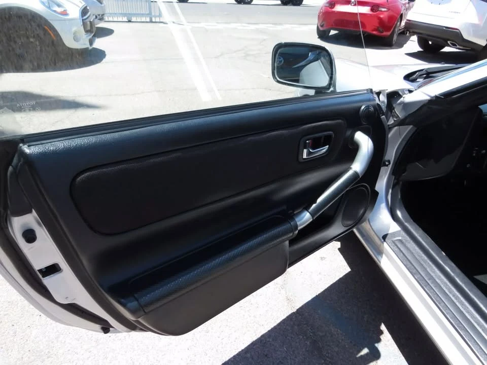 2001 Toyota MR2 Spyder/MR-S - Image 3 of 14