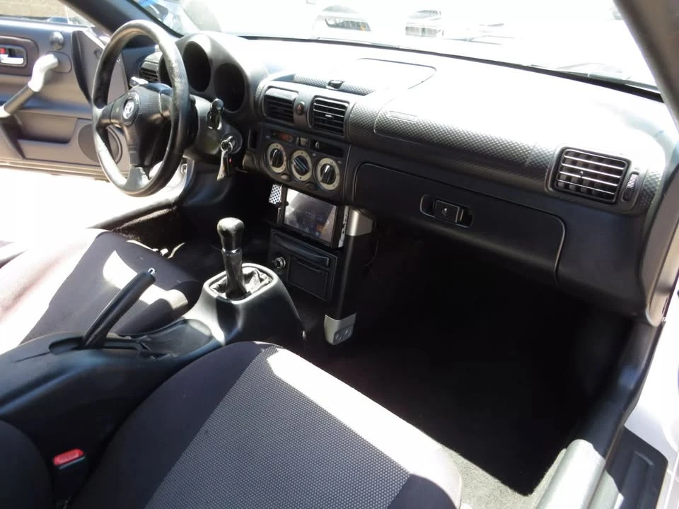 2001 Toyota MR2 Spyder/MR-S - Image 11 of 14