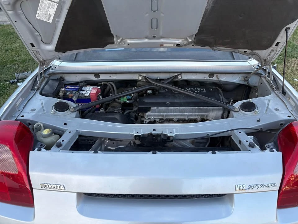 2001 Toyota MR2 Spyder/MR-S - Image 5 of 10