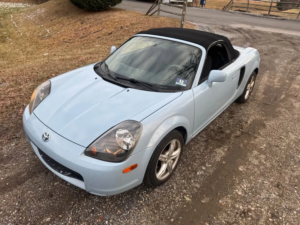 2001 Toyota MR2 Spyder/MR-S - Image 9 of 12