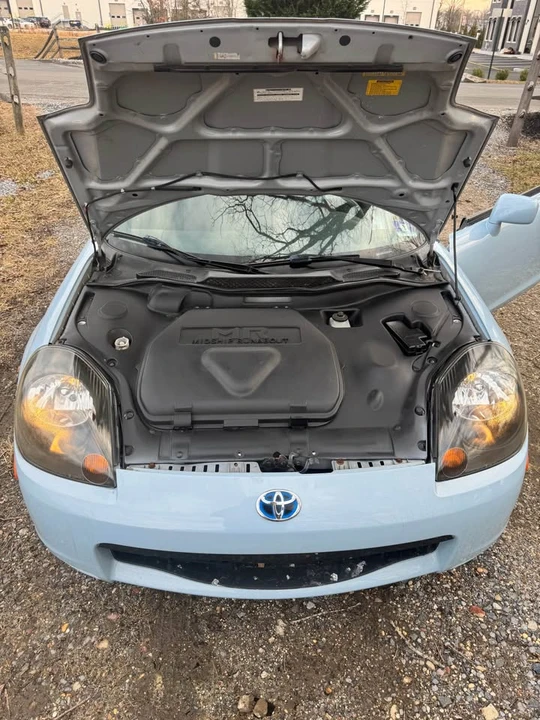 2001 Toyota MR2 Spyder/MR-S - Image 11 of 12