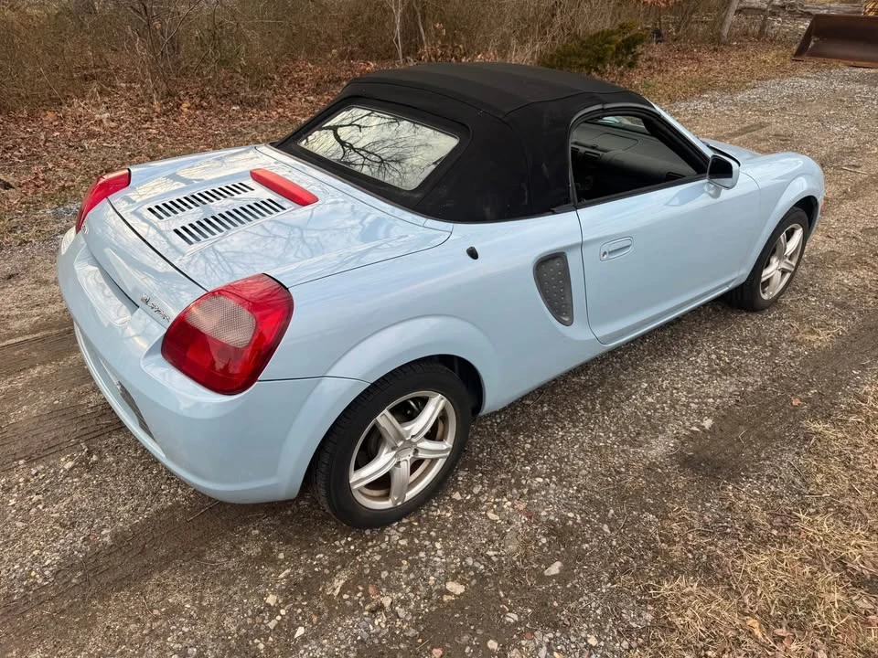 2001 Toyota MR2 Spyder/MR-S - Image 7 of 12