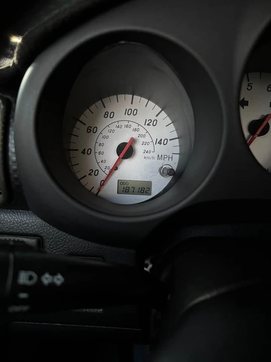 2001 Toyota MR2 Spyder/MR-S - Image 12 of 12
