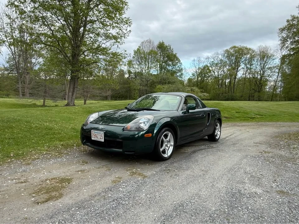2001 Toyota MR2 Spyder/MR-S - Image 2 of 9