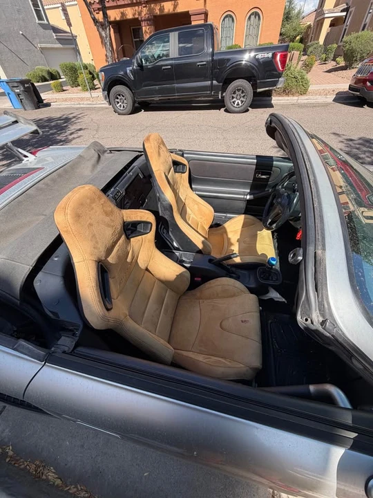 2001 Toyota MR2 Spyder/MR-S - Image 3 of 11