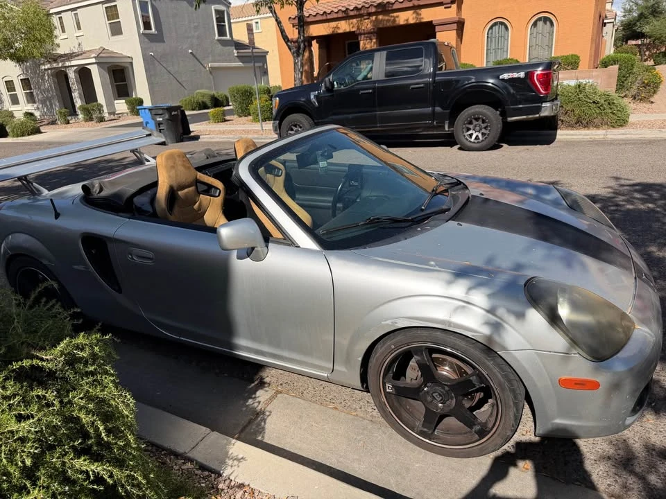 2001 Toyota MR2 Spyder/MR-S - Image 4 of 11
