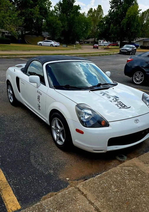 2001 Toyota MR2 Spyder/MR-S - Image 5 of 13