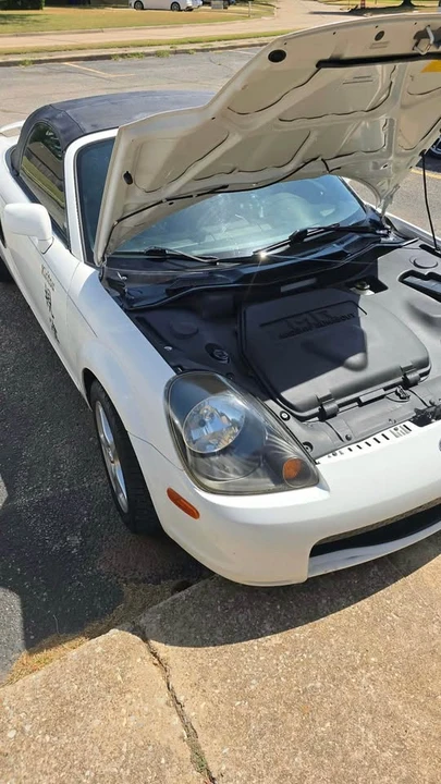 2001 Toyota MR2 Spyder/MR-S - Image 10 of 13