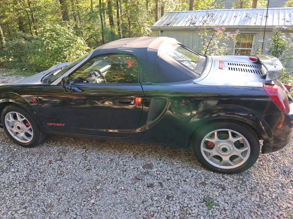 2001 Toyota MR2 Spyder/MR-S - Image 7 of 9