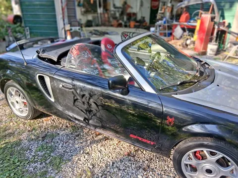 2001 Toyota MR2 Spyder Convertible 2D