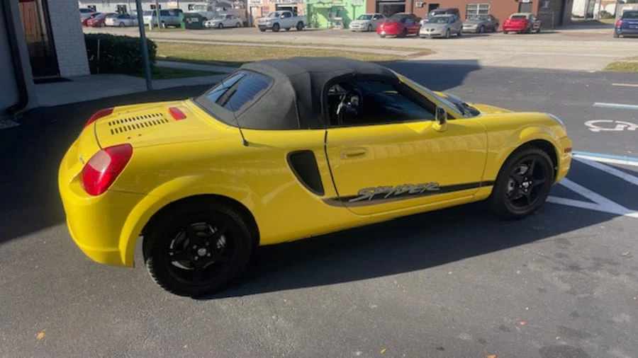 2001 Toyota MR2 Spyder/MR-S - Image 5 of 11